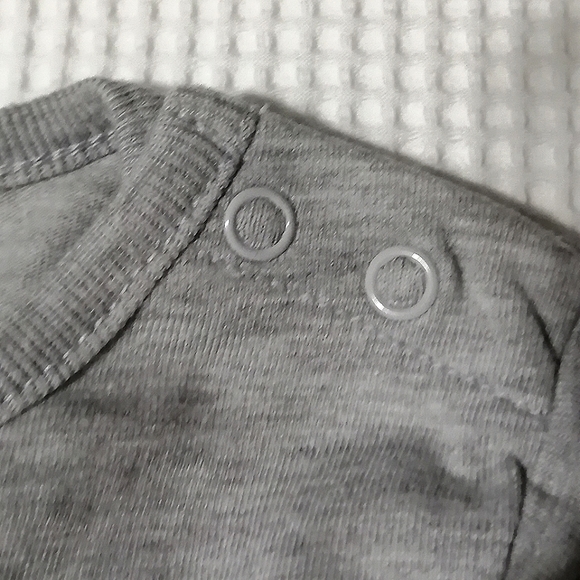 🔥SALE🔥 Batman DC Comics Baby Boy's Onesie with Tank Top NWT Sizes 6-9M, 9-12M - Picture 5 of 9